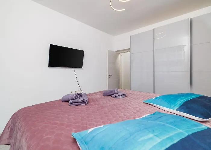 Modernes Nur 300 Meter Zum Mit Meerblick, Waschmaschine, Trockner, Grill 노비비노돌스키