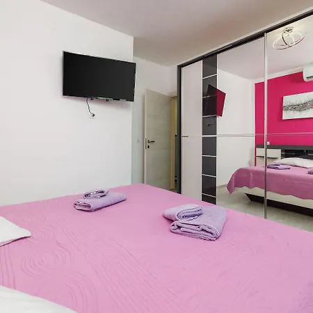 Modernes Nur 300 Meter Zum Mit Meerblick, Waschmaschine, Trockner, Grill Apartment